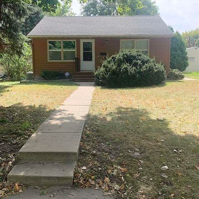 611 W 7 Th St, Mankato, MN 56001