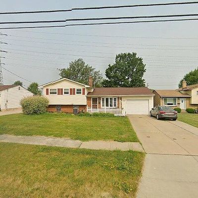 6126 Middlebrook Blvd, Brookpark, OH 44142