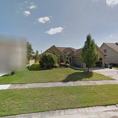 52362 Beaver Trail Dr, Macomb, MI 48042