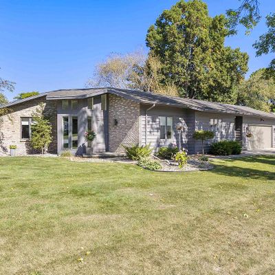 524 Riford Rd, Neenah, WI 54956