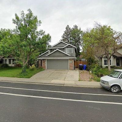 5356 Laguna Park Dr, Elk Grove, CA 95758