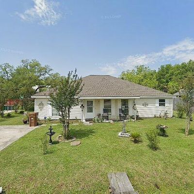 5507 Paula Dr, Long Beach, MS 39560