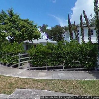 7 Ne 50 Th St, Miami, FL 33137