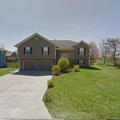 701 Se 10 Th Ter, Lees Summit, MO 64081