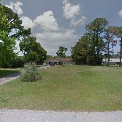 711 Hensel Hill Rd E, Port Orange, FL 32127