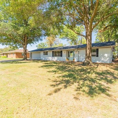 719 Pampa St, Sulphur Springs, TX 75482