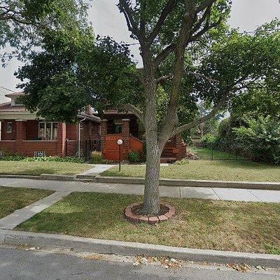 7321 S Clyde Ave, Chicago, IL 60649