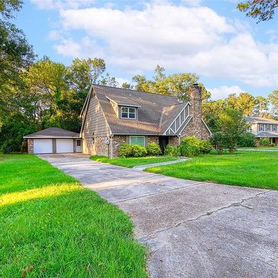 740 River Plantation Dr, Conroe, TX 77302