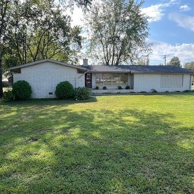 629 Ridgeway Dr, Bolivar, TN 38008