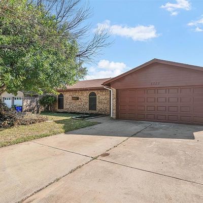 6552 Meadowview Ln, Watauga, TX 76148