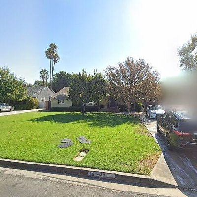 6824 Firmament Ave, Van Nuys, CA 91406