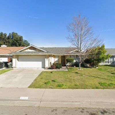 8167 Darien Cir, Sacramento, CA 95828