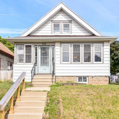 836 E Conway St, Milwaukee, WI 53207