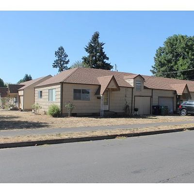 848 N St, Springfield, OR 97477