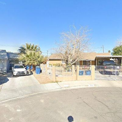 873 Cooper Cir, Las Vegas, NV 89101