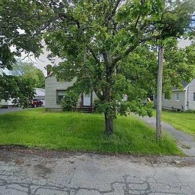 79 Caleb St, Portland, ME 04102