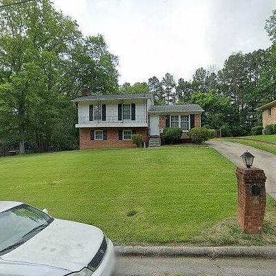 805 Daleview Pl, Greensboro, NC 27406