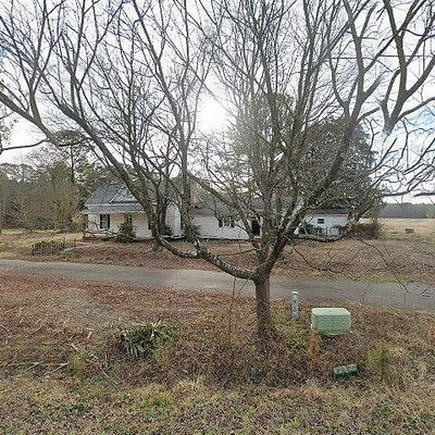 99 Starline Rd, Selma, NC 27576