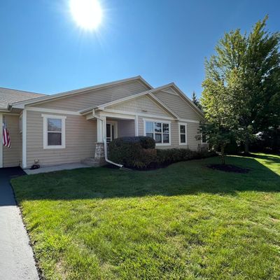 S70 W15525 Sandalwood Cir, Muskego, WI 53150