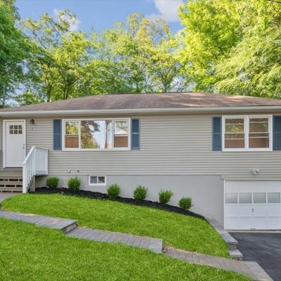 1 Rhode Island St, Lake Hopatcong, NJ 07849