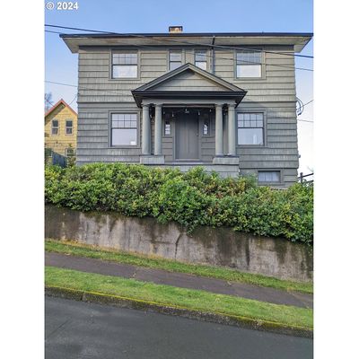 975 16 Th St, Astoria, OR 97103