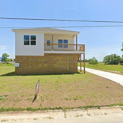 106 Wenmar Ave, Pass Christian, MS 39571