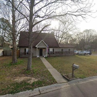 108 Willow Dr, Ridgeland, MS 39157