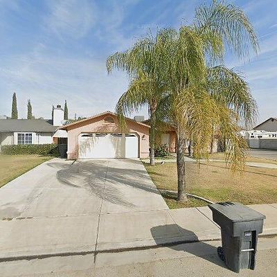 1100 Pistachio St, Wasco, CA 93280