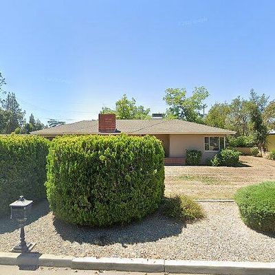 1111 W Sierra Madre Ave, Fresno, CA 93705