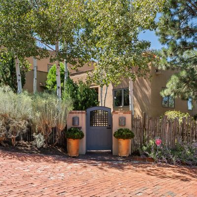 1114 Camino San Acacio, Santa Fe, NM 87505