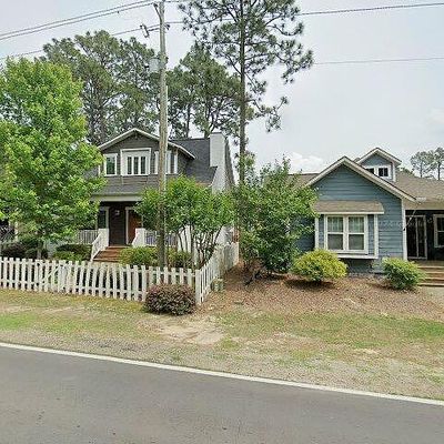 1135 N May St, Southern Pines, NC 28387