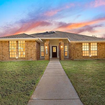 1008 Lena St, Cleburne, TX 76033