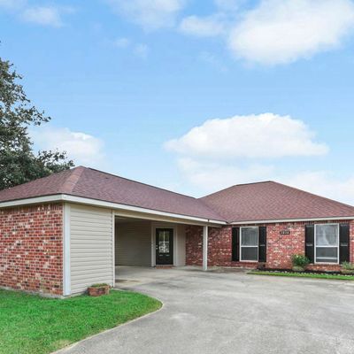 1014 Meadow Glen Ave, Zachary, LA 70791