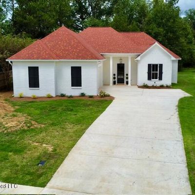 102 Afton Way, Clinton, MS 39056