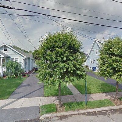 102 Davis Ave, Hackensack, NJ 07601