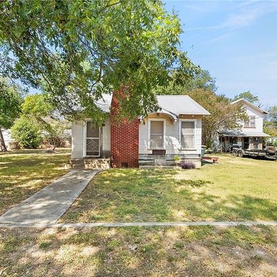 103 Jennings, Martindale, TX 78655