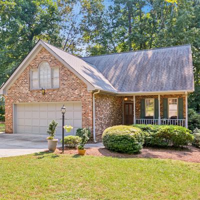 104 Coventry Ln, Cary, NC 27511