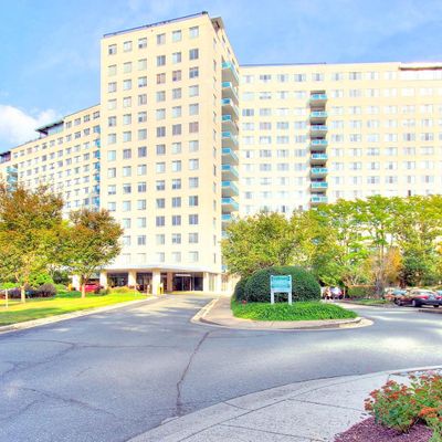 10401 Grosvenor Place 1204, Rockville, MD 20852