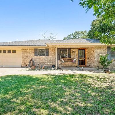 105 Spicewood Dr, Stephenville, TX 76401