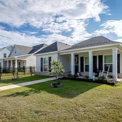 106 Everly Circle, Ocean Springs, MS 39564