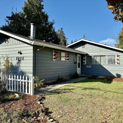 1220 Mill St, Springfield, OR 97477