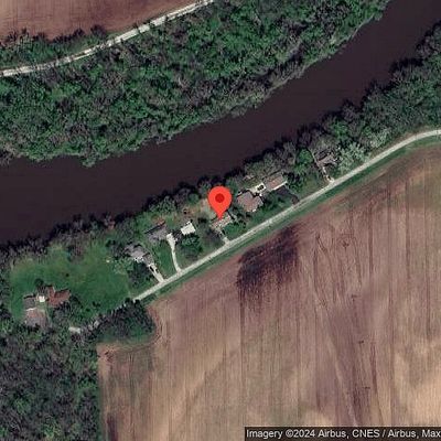 1221 E 5000 S Rd, Saint Anne, IL 60964