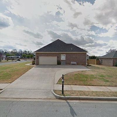 124 Jacob Landing Dr, Hazel Green, AL 35750