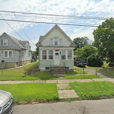 124 Saude Ave, Essington, PA 19029