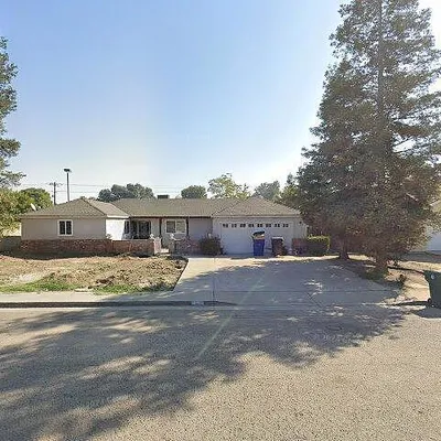 1286 N Klein Ave, Reedley, CA 93654