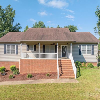 116 Elizabeth Drive, Blacksburg, SC 29702