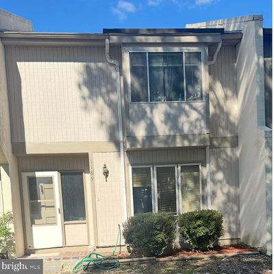 1189 Dublin Pl, Herndon, VA 20170