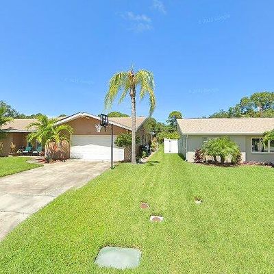 12040 145 Th Ln, Largo, FL 33774