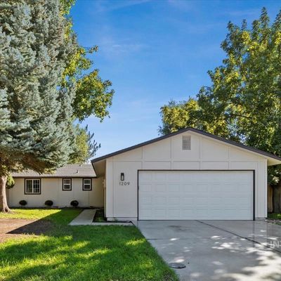 1209 E Pennsylvania Pl., Nampa, ID 83686