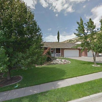 121 E 1900 N, Centerville, UT 84014